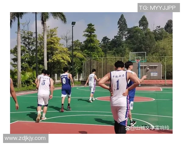 如篮球般的激情与梦想在青春的赛场上交织绽放